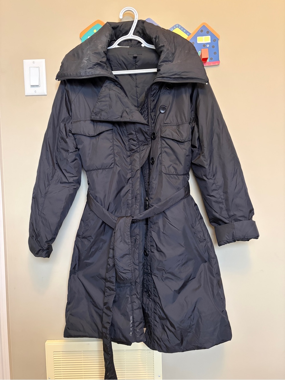 Women's Black Puffer Trench Coat with Belt Jacob size M